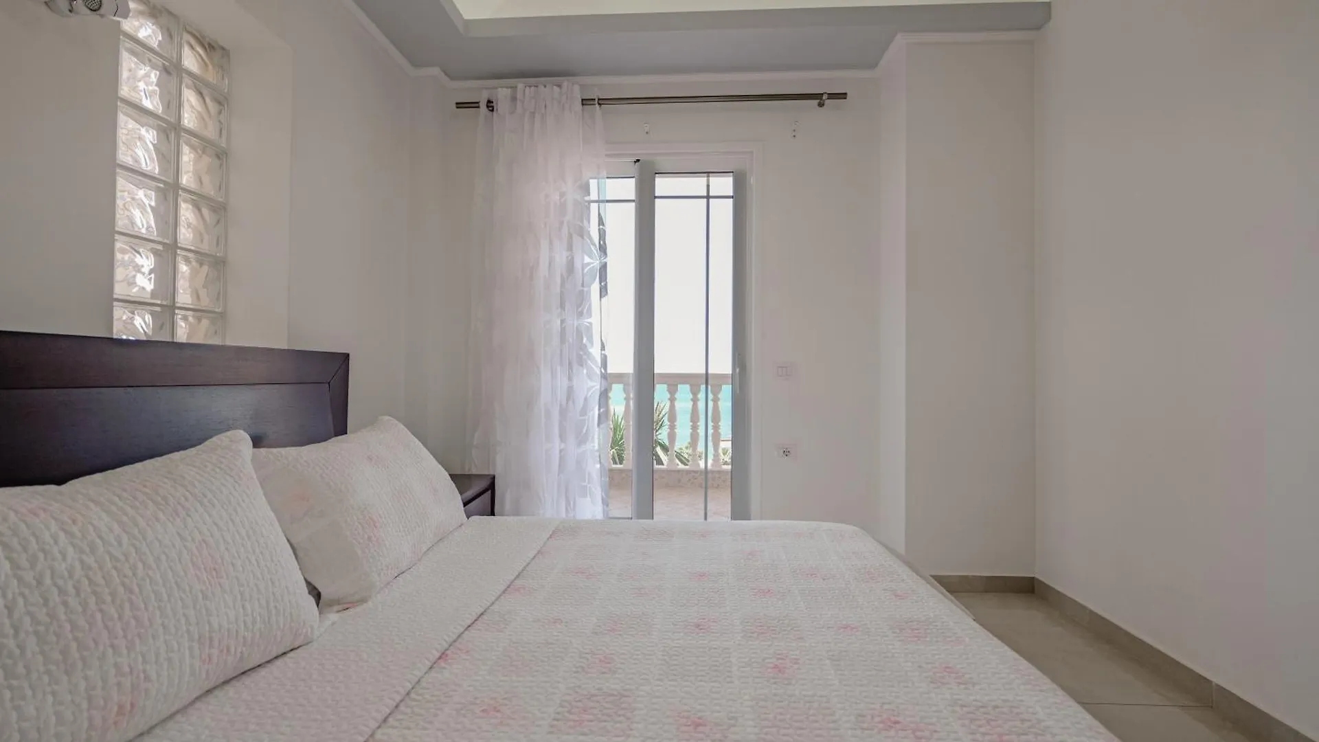 Villa Xika Sarandë Albania