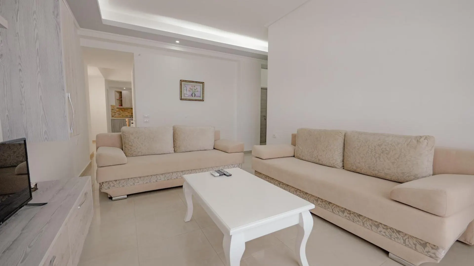 Villa Xika Sarandë 4*,  Albania