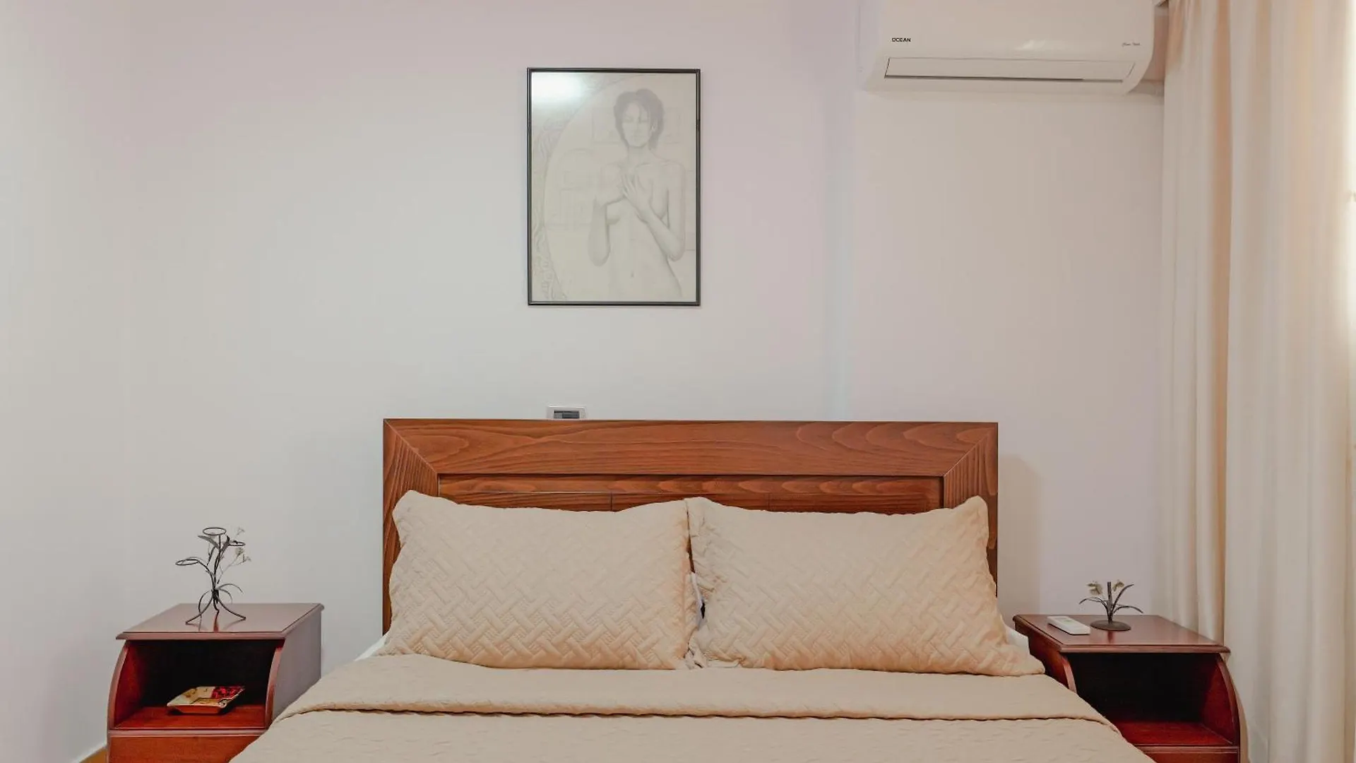 Villa Xika Sarandë 4*,