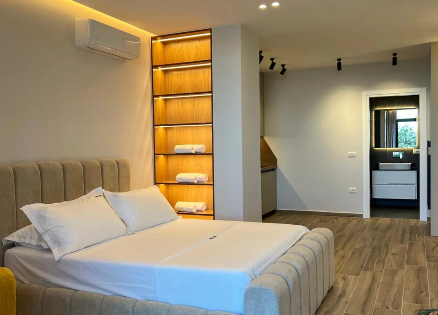 Villa Xika Sarandë 4*,